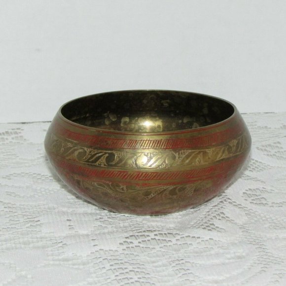 Vintage Etched Brass Low Vase Boho Planter Red Black Enamel 4" Decorative - Picture 2 of 6